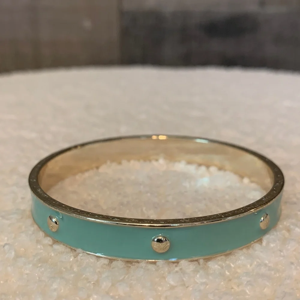 Chic Bangle Bracelet
